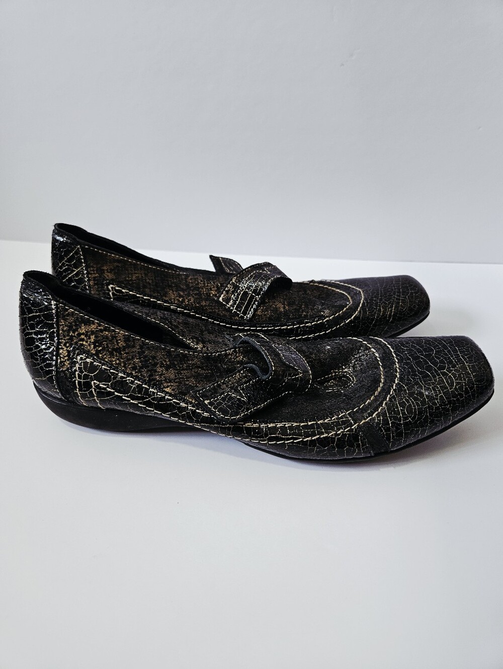 Un Tour En Ville Mary Jane Flats Size 41 US 10.5 Leather Shoes EUC